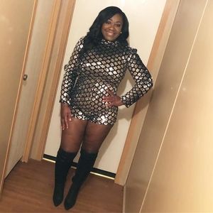 Meet your Posher, Regina